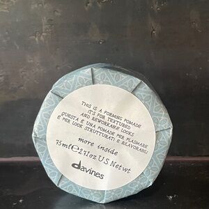Davines This is  Forming Pomade - New